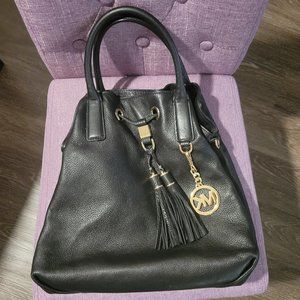 Michael Kors Camden Large Drawstring Satchel Black